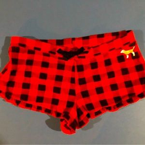 Victoria’s Secret PINK pajama shorts-buffalo plaid